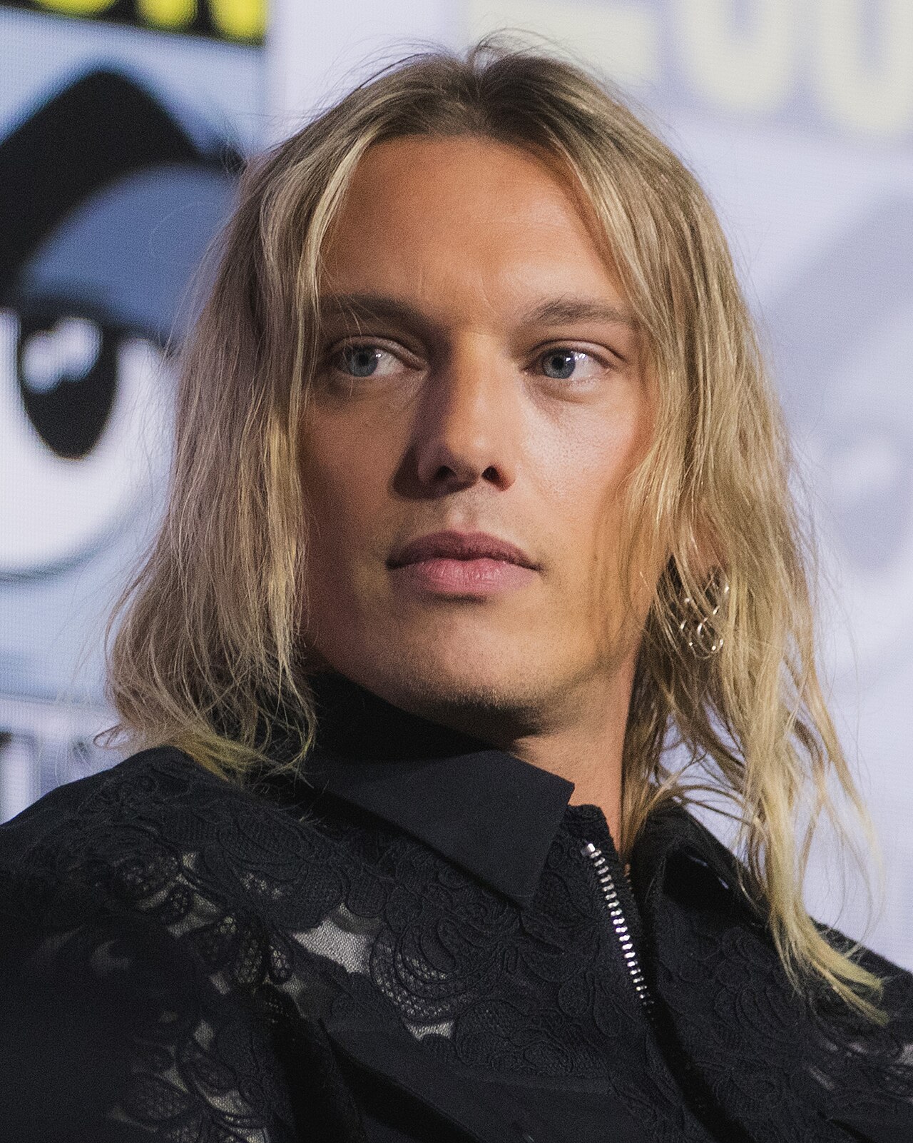 Jamie Campbell Bower som Henry Creel / Vecna