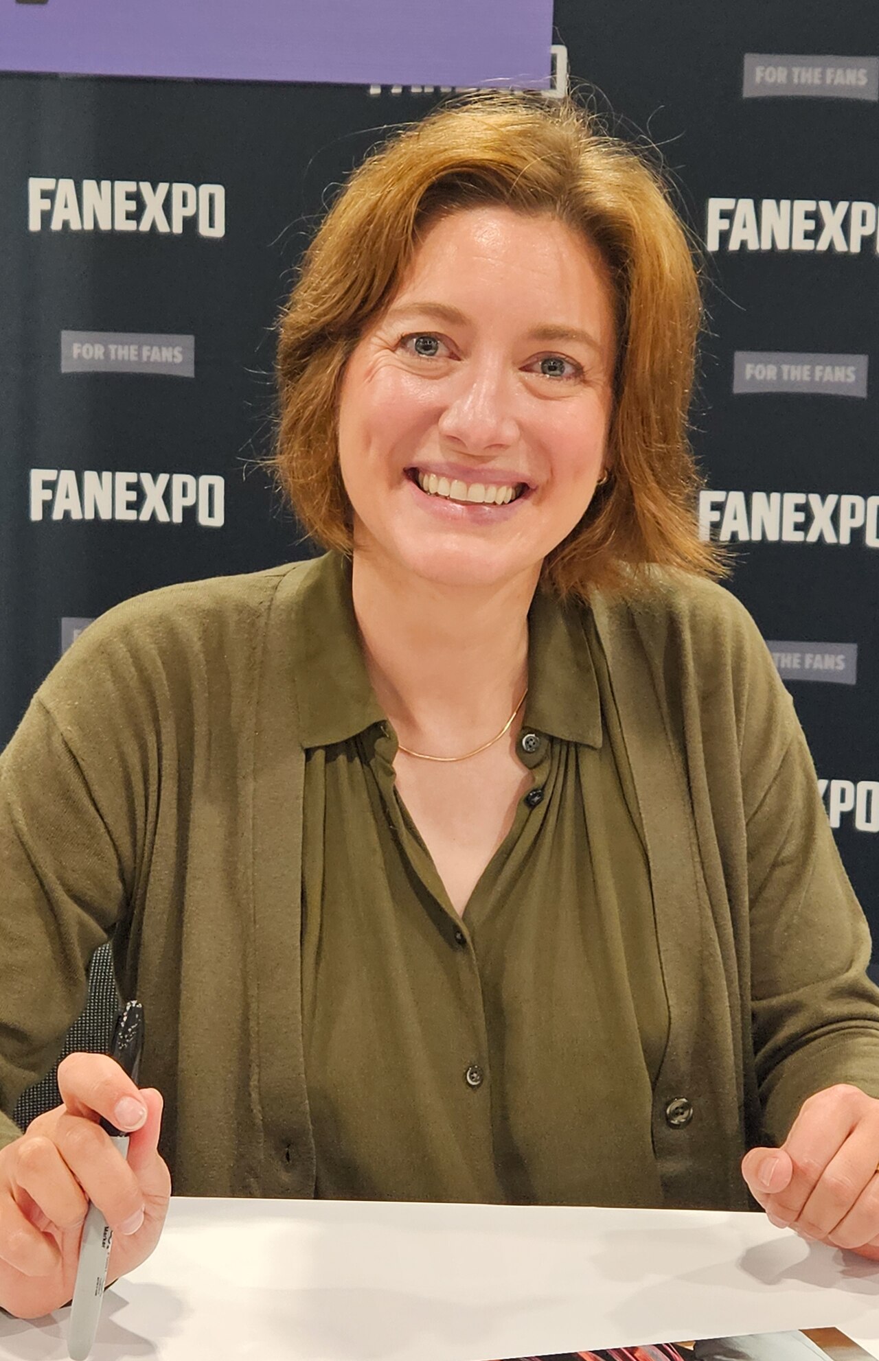 Zoe Perry som Mary Cooper